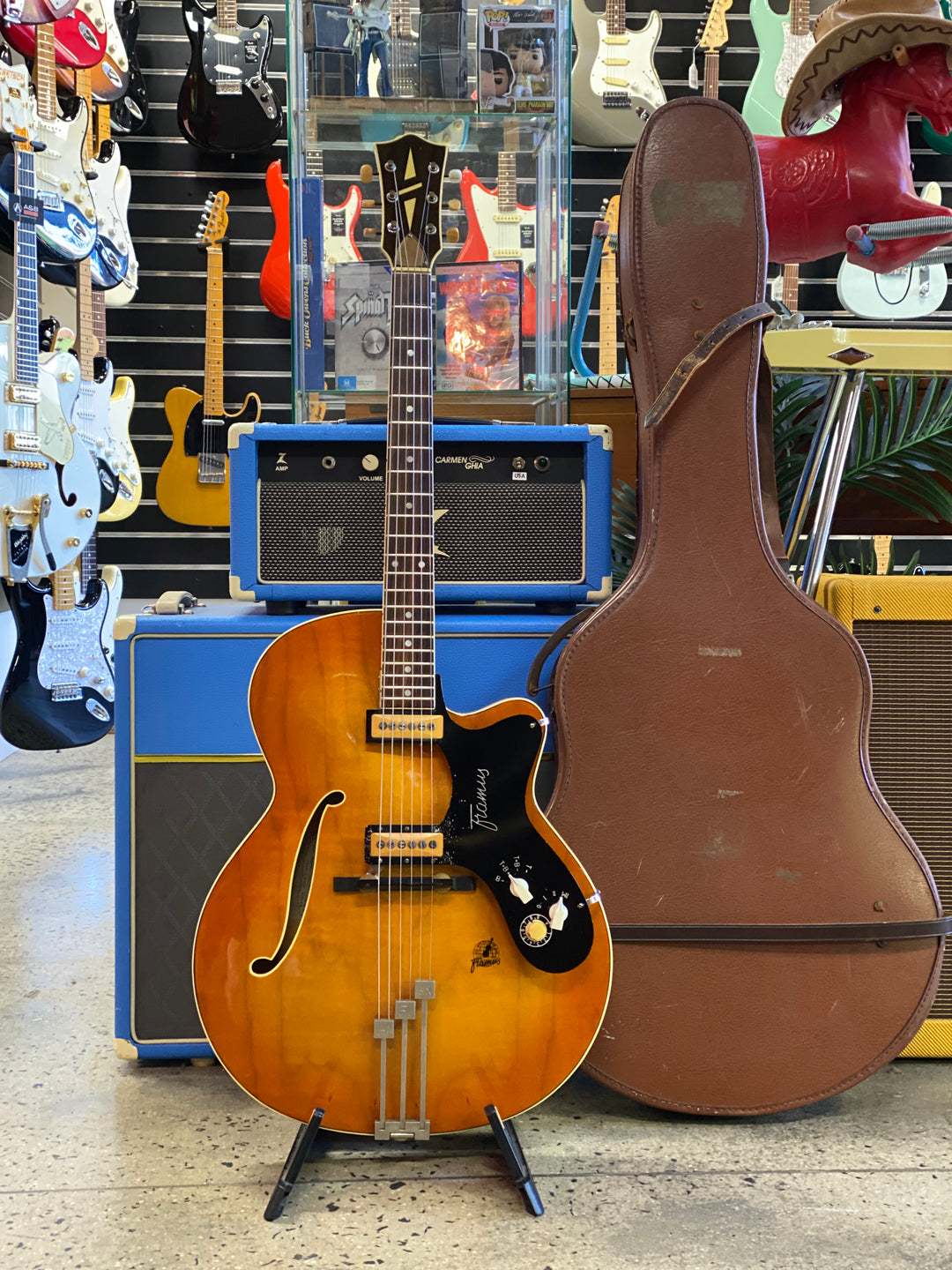 Framus 1962 HI-FI-SIX model Made in Germany w/case ***Pre Loved***