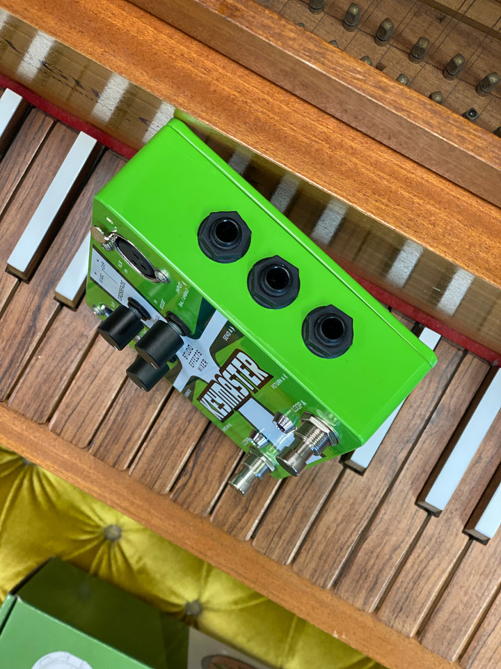 Pigtronix Keymaster Mixer wbox and power supply ***pre loved***