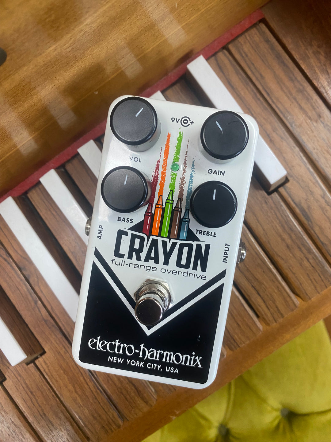 Electro Harmonix Crayon Full-Range Overdrive W/box ***Pre Loved***