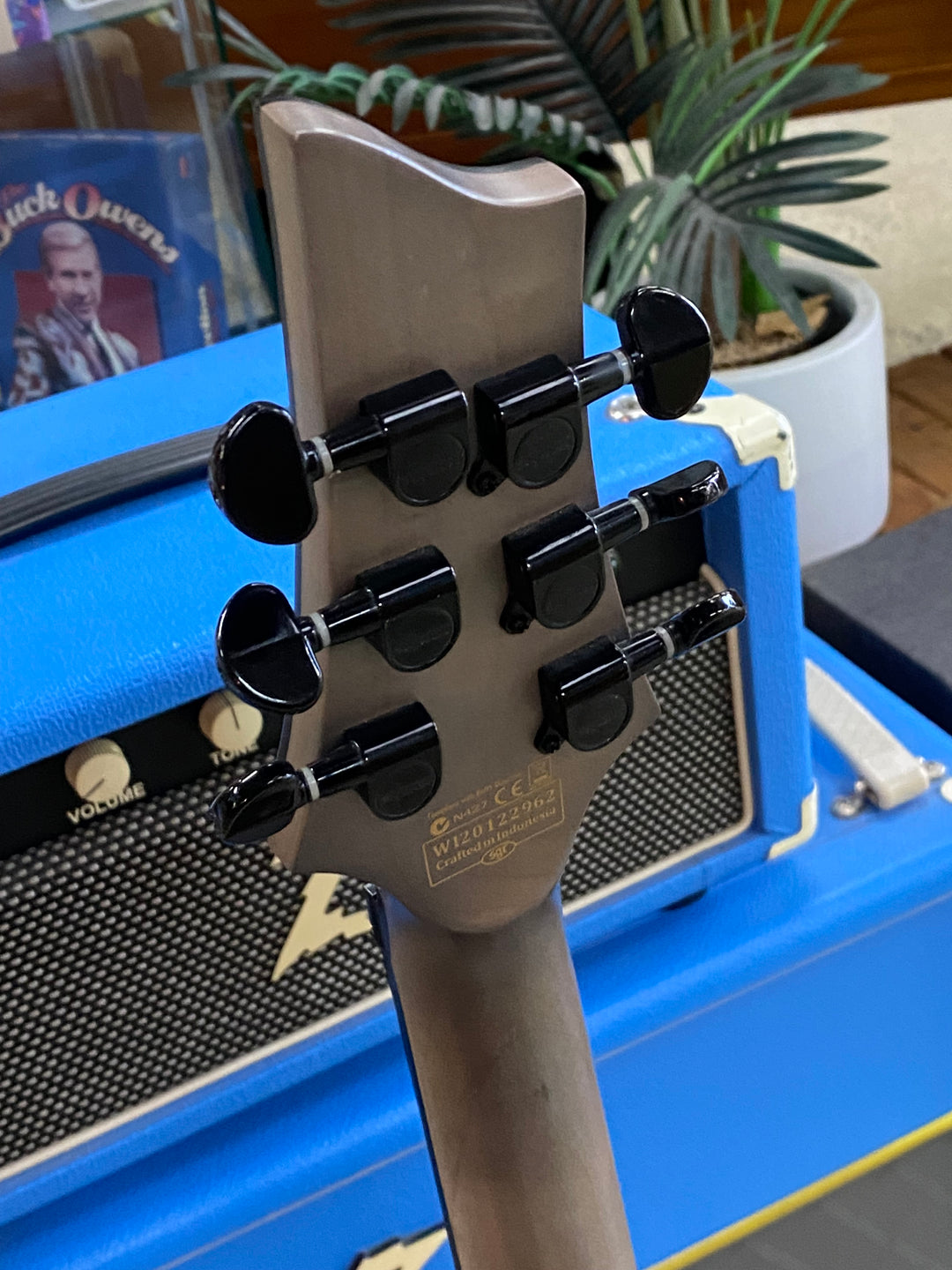 Schecter Omen Elite-6 FR | Blue Burst ***pre loved***