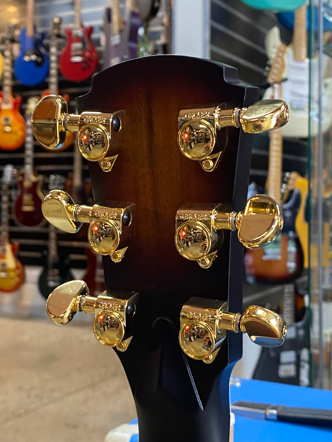 Cole Clark CCAN2EC LH All Blackwood Sunburst