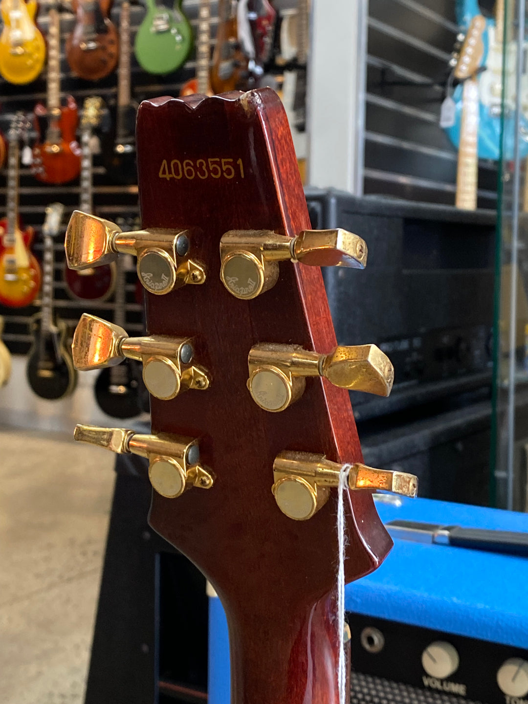 Aria Pro II 1984 PE-R80 Electric Left Hand w/bag