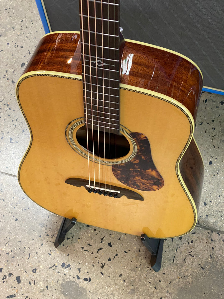 Alvarez Masterwork Dreadnought MD60 Herringbone