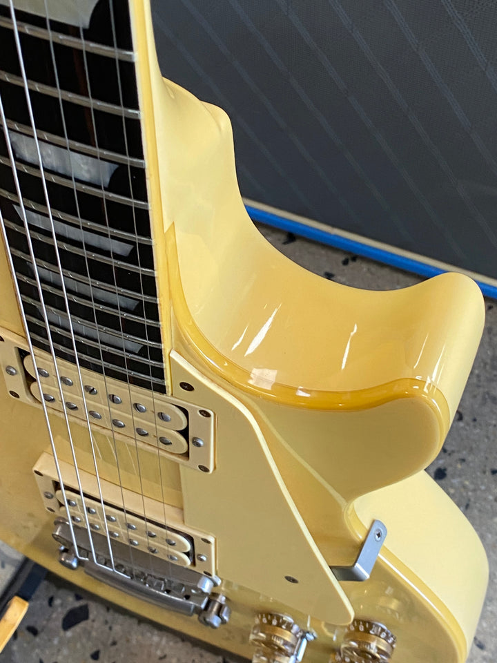 Greco 1978 EG-700WW w/bag ***Pre Loved***