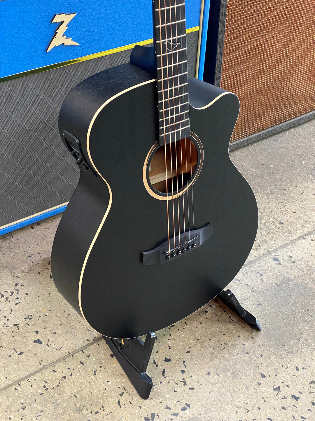 Tanglewood Blackbird Superfolk AE Acoustic Electric Guitar
