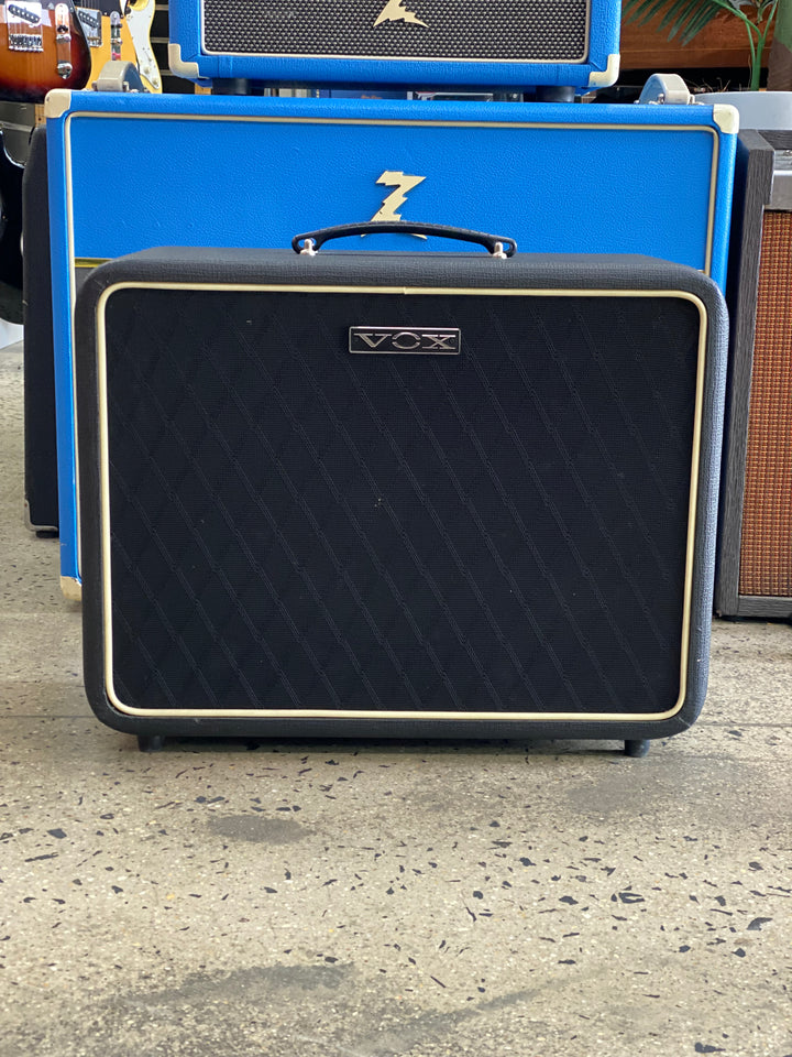 Vox G112NT 1x12 Cabinet w/ Celestion Speaker ***pre loved***