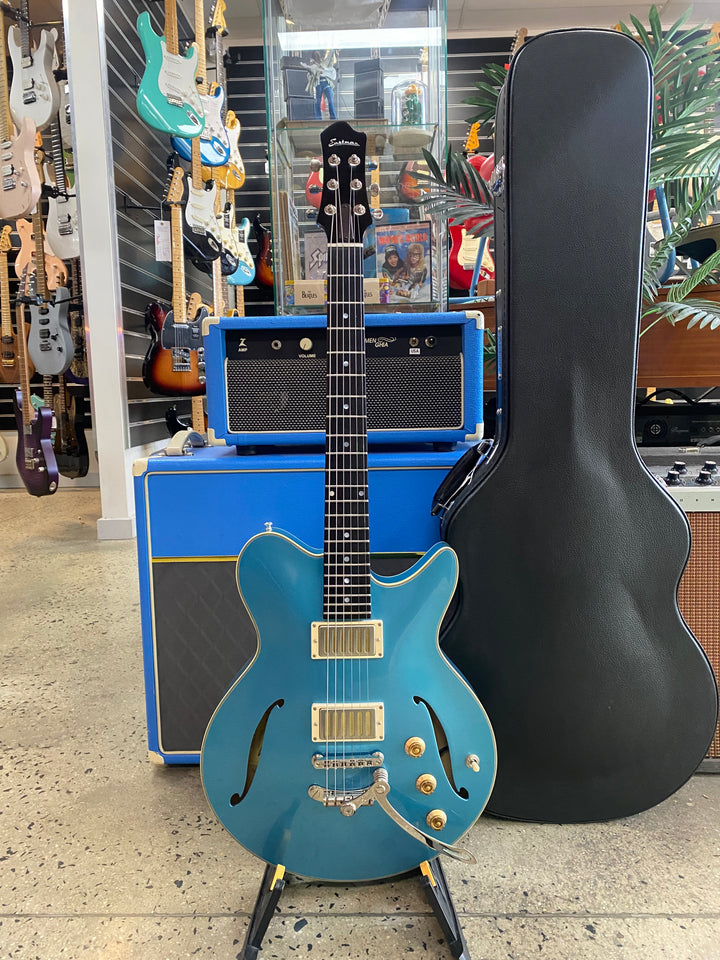 Eastman ROMEO-LA Thinline Archtop Electric Guitar P-90's Celestine Blue W/case ***Pre Loved***