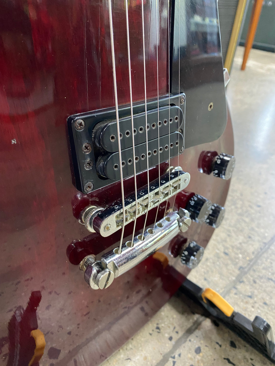 Gibson USA 1984 Les Paul Studio *modded* w/case | Wine Red **pre loved**