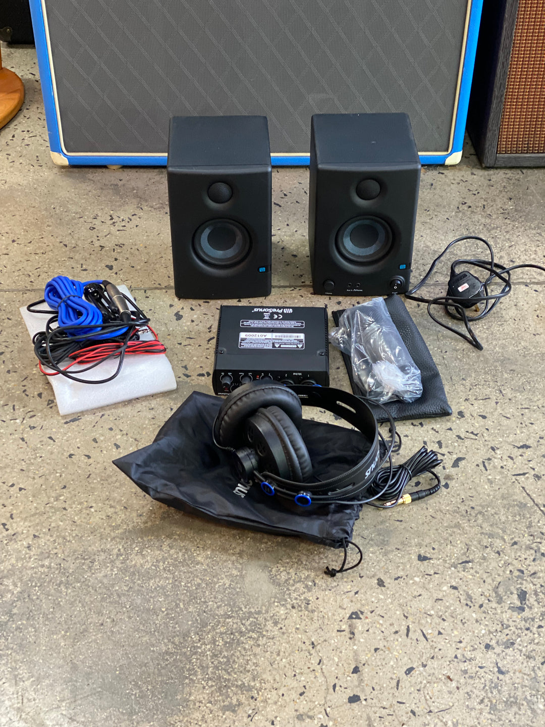 PreSonus Audiobox Studio Ultimate Bundle 25th Anniversary ED ***pre loved***