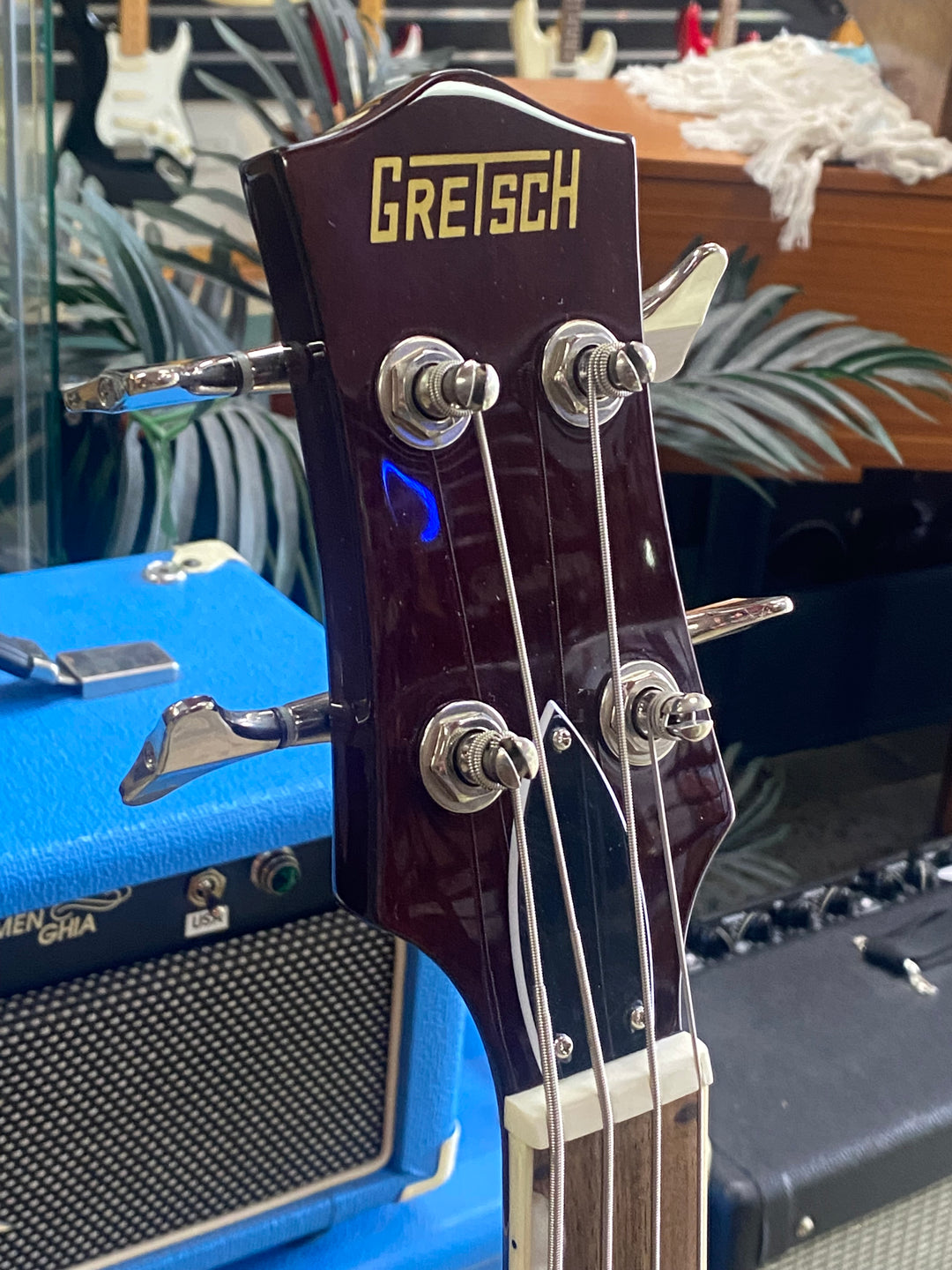 Gretsch Streamliner Jet Club Bass Single-Cut | Walnut Stain