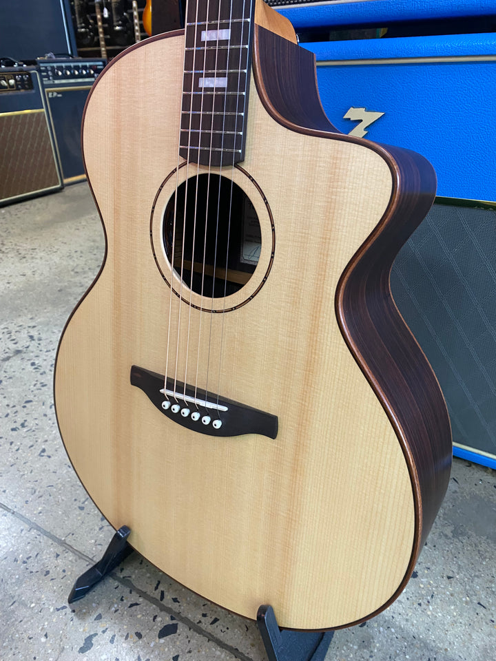 Fenech Guitars VTPRGAC VT Professional Rosewood Cutaway Acoustic