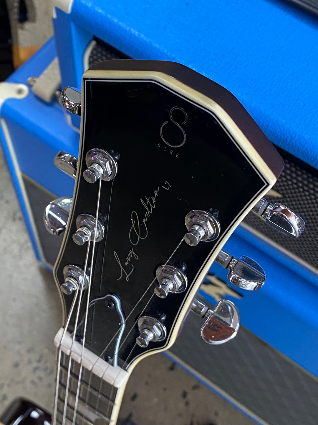 Sire L7 GEN 2 Larry Carlton Signature Single Cut Goldtop W/bag ***Pre Loved***