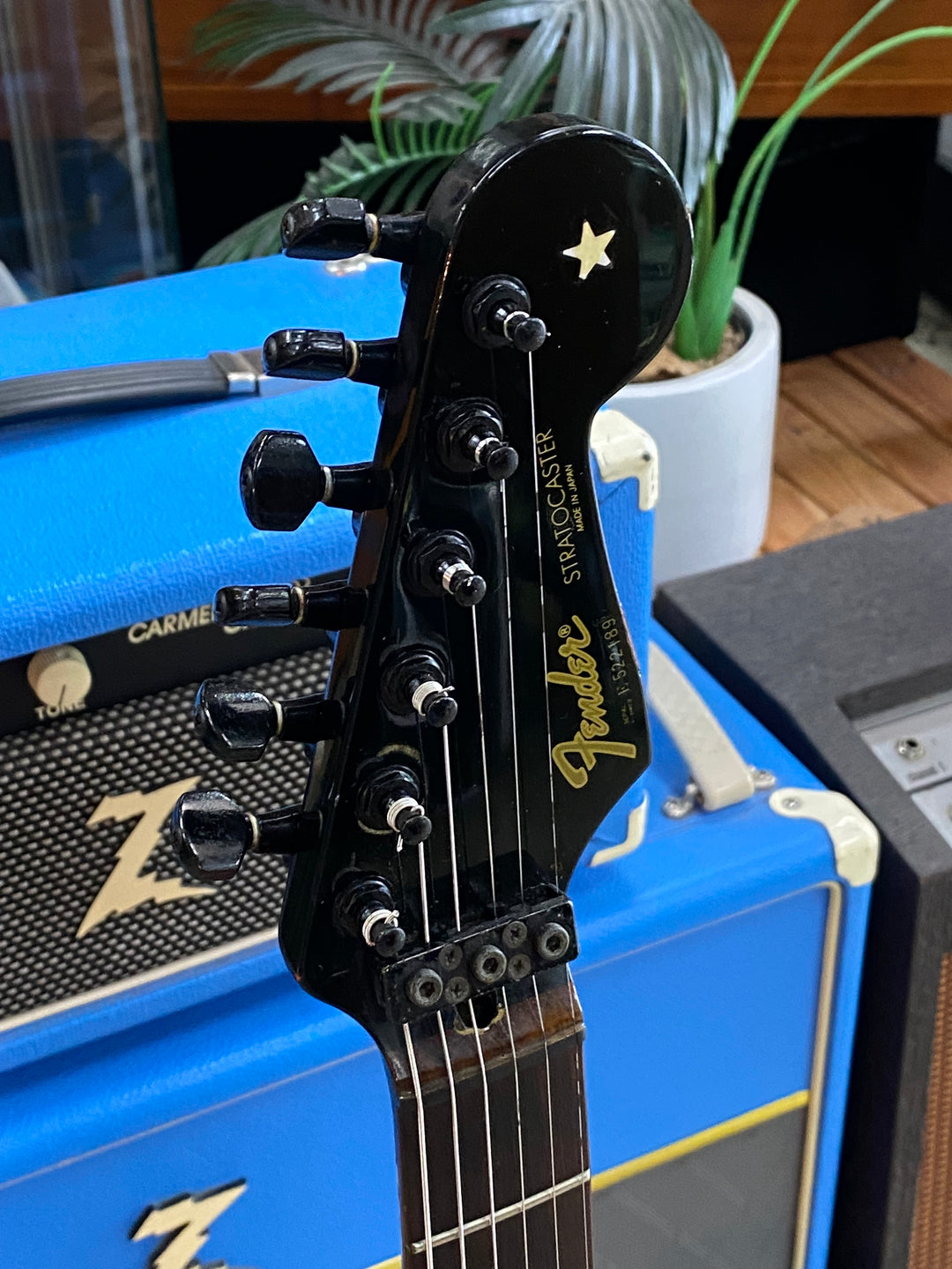 Fender MIJ 84-87 ST-556 Boxer Series | Torino Red ***pre loved***