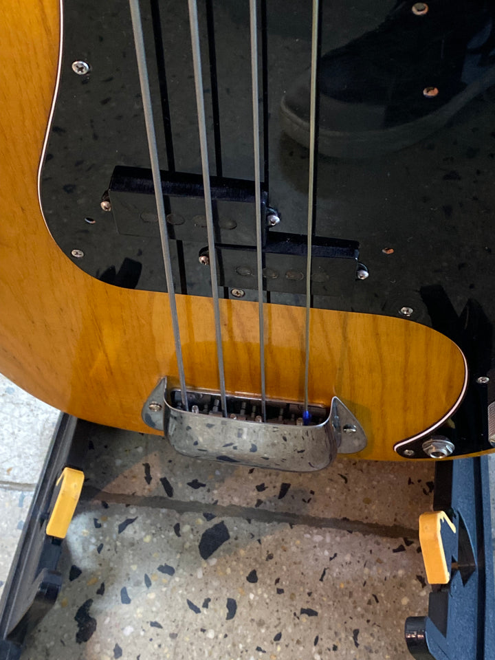 Fender Early to Mid 70s Fretless Precision Bass | Natural ***pre loved***