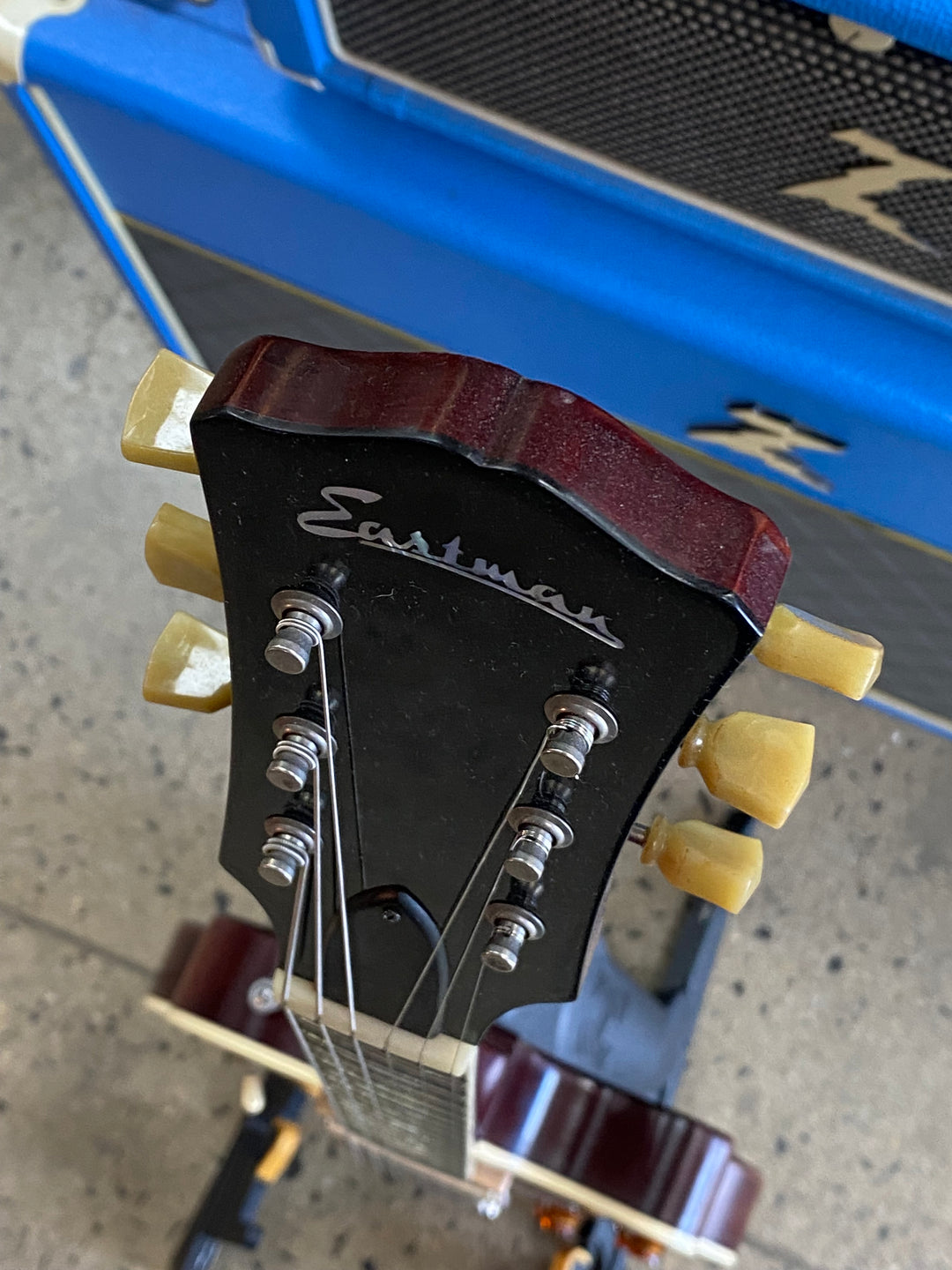 Eastman SB59/V w/case | Antique Classic ***pre loved***ON LAYBY****