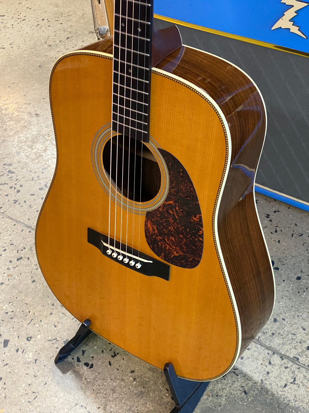 Martin Guitars 2008 HD-28V Dreadnought w/case ***pre loved***
