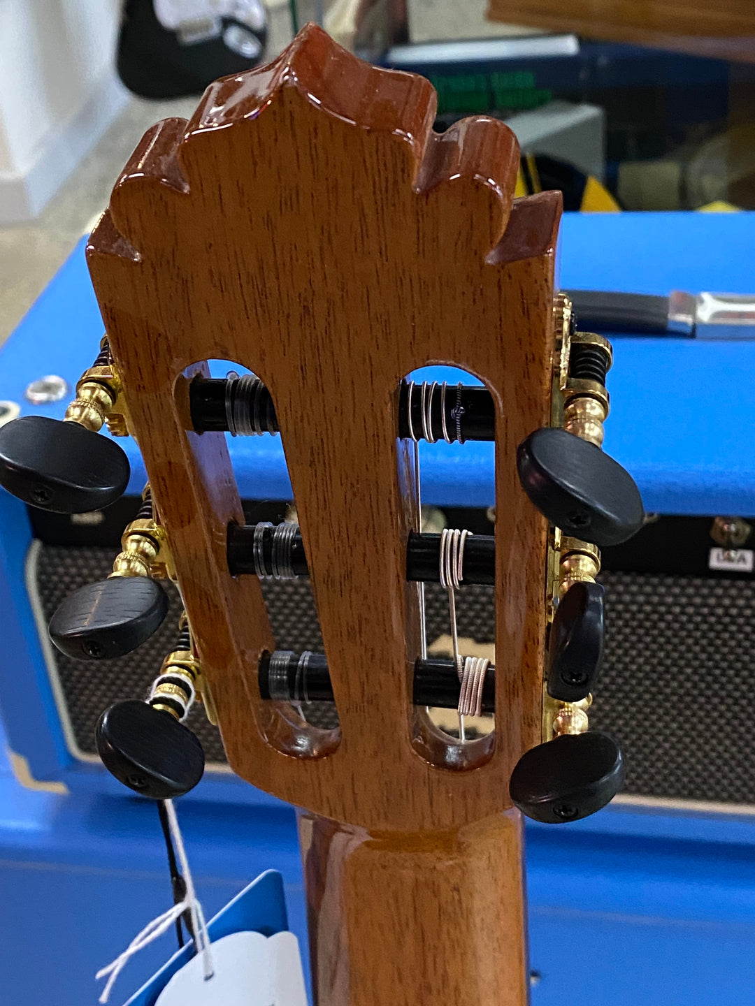Manuel Rodriguez Concert 4/4 Gloss Academia 60-S Spruce / Rosewood