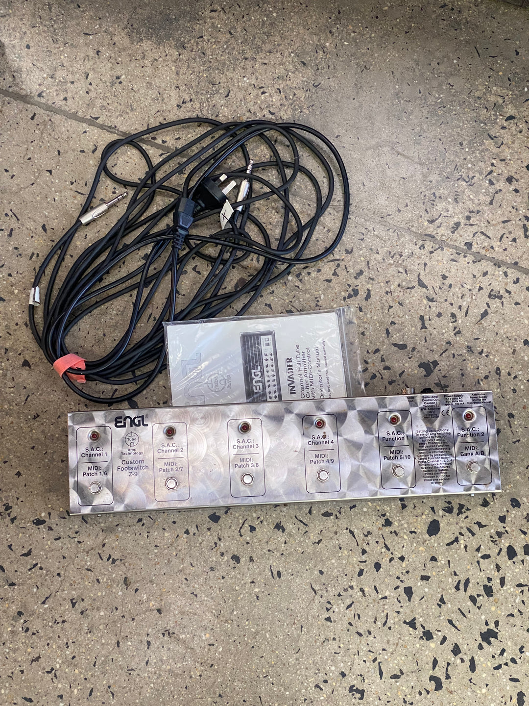 ENGL Invader 100W 4Ch Head W/footswitch and tour case ***pre loved***