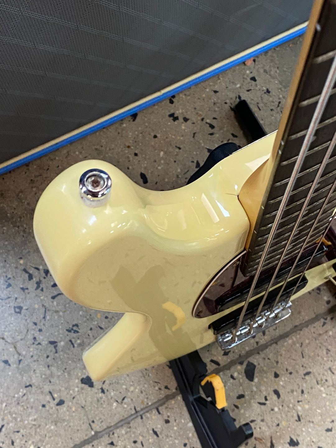 Ibanez 1996 TR500 Expressionist Bass | Ivory ***pre loved***