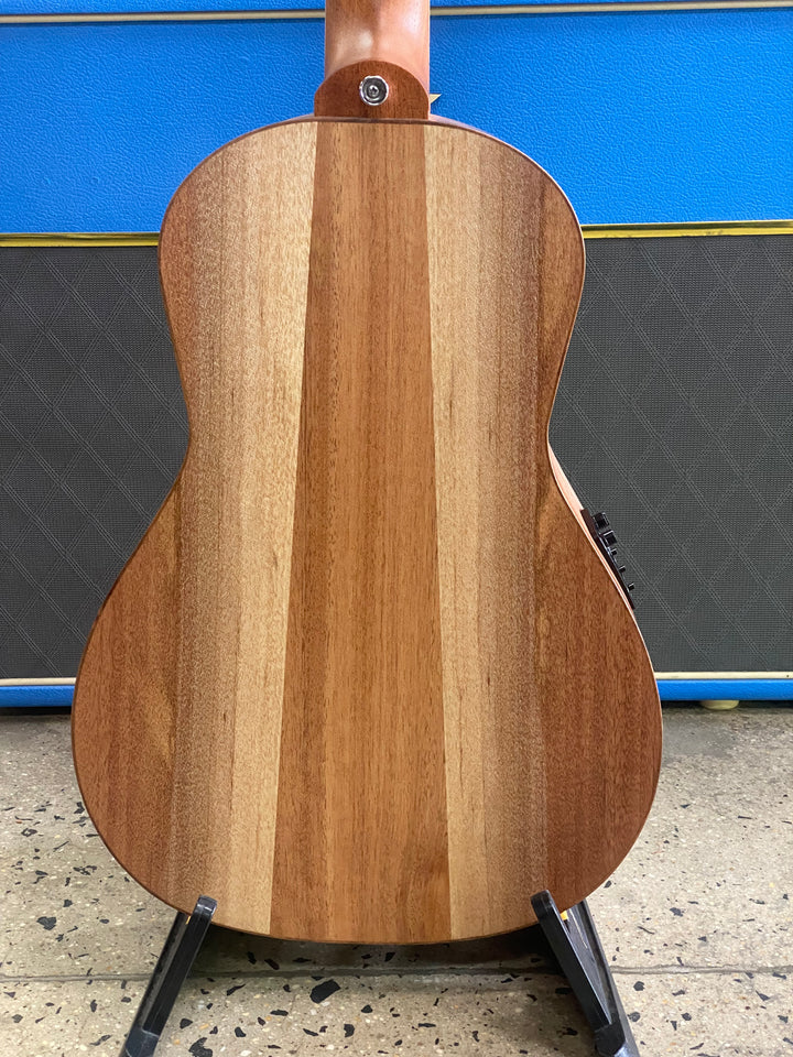 Cole Clark Studio Parlour Bunya Top Queensland Maple