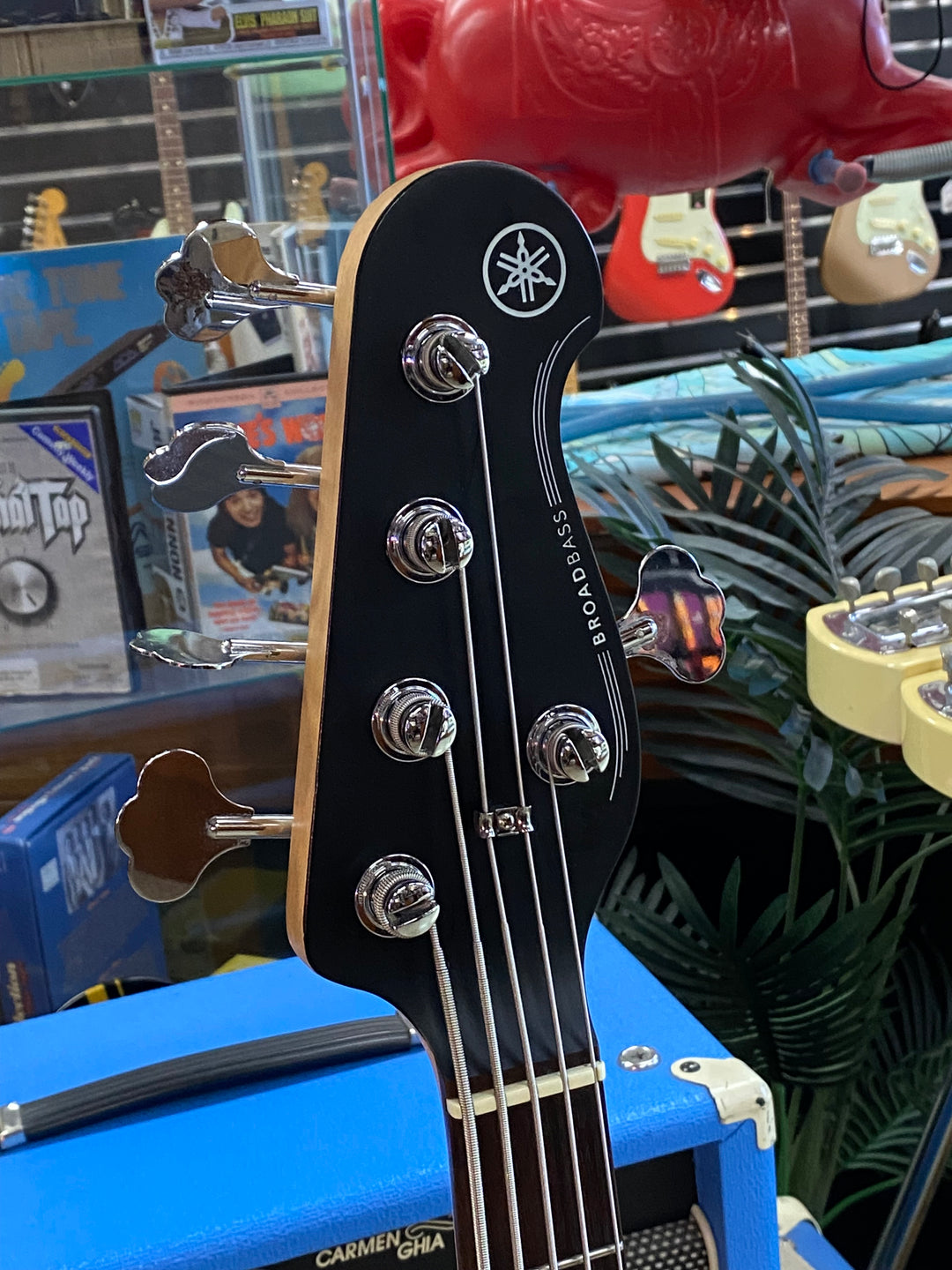 Yamaha BB235 Bass Guitar w/bag | Natural ***pre loved***