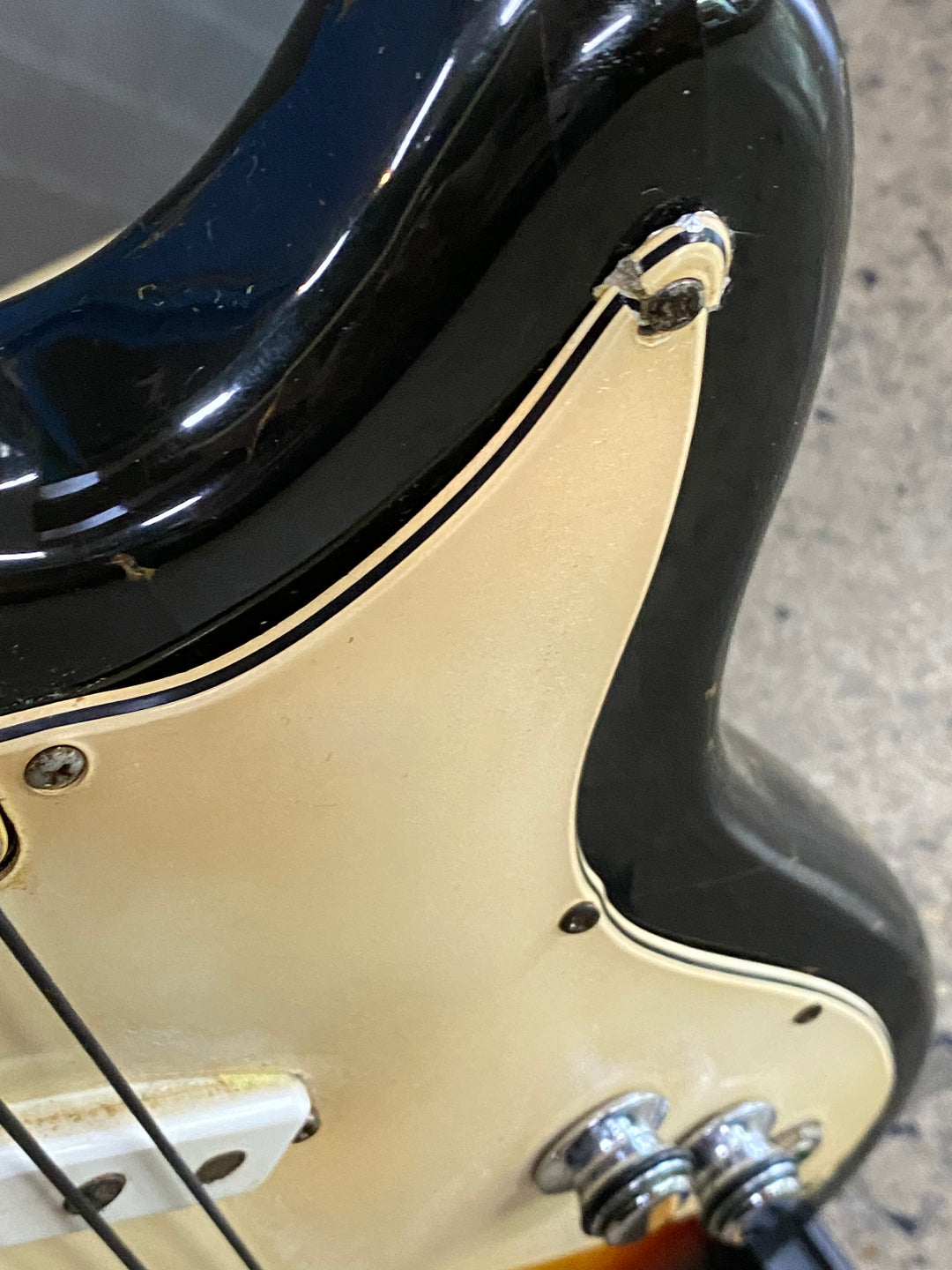 Vox 1966 Panther Bass w/case ***Pre loved***