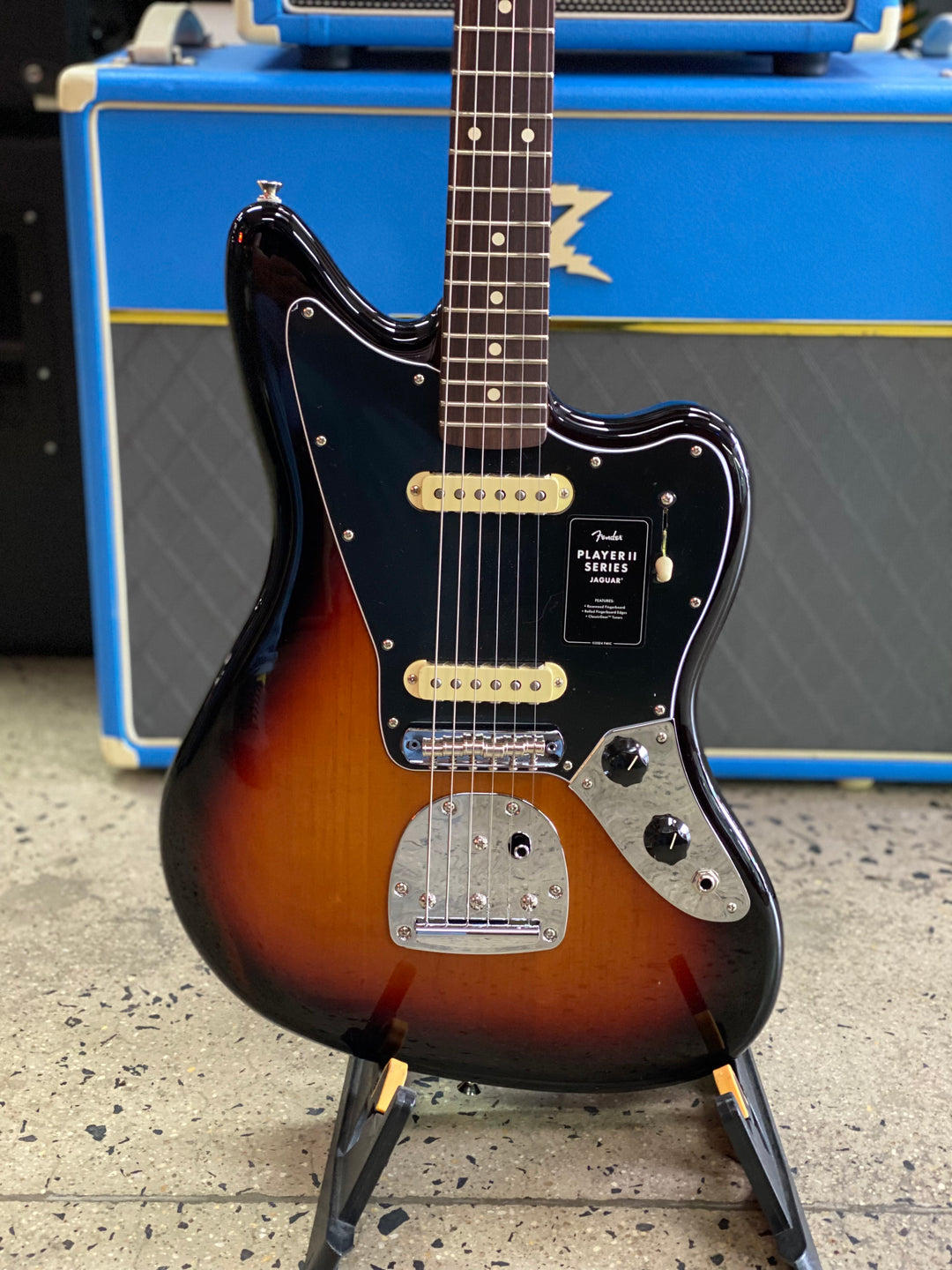 Fender Player II Jaguar | 3 Colour Sunburst