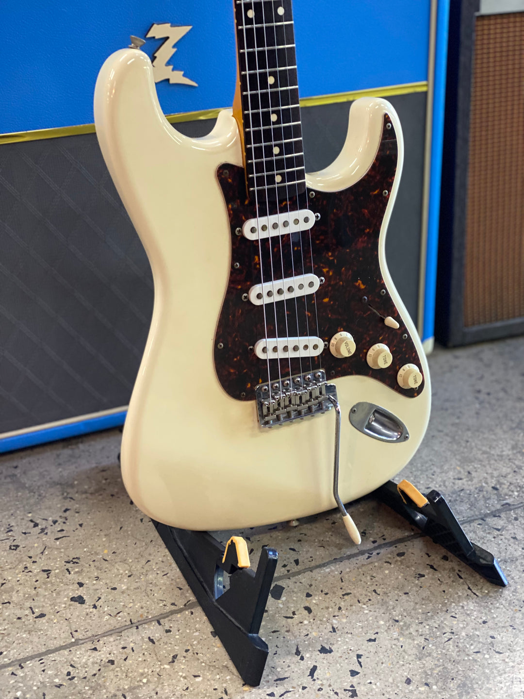 Fender 2002-04 ST62-60 CIJ Stratocaster w/bag | White ***pre loved***