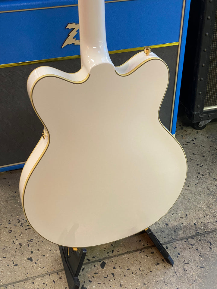 Gretsch 2018 G5422TG w/bag | White ***Pre loved***