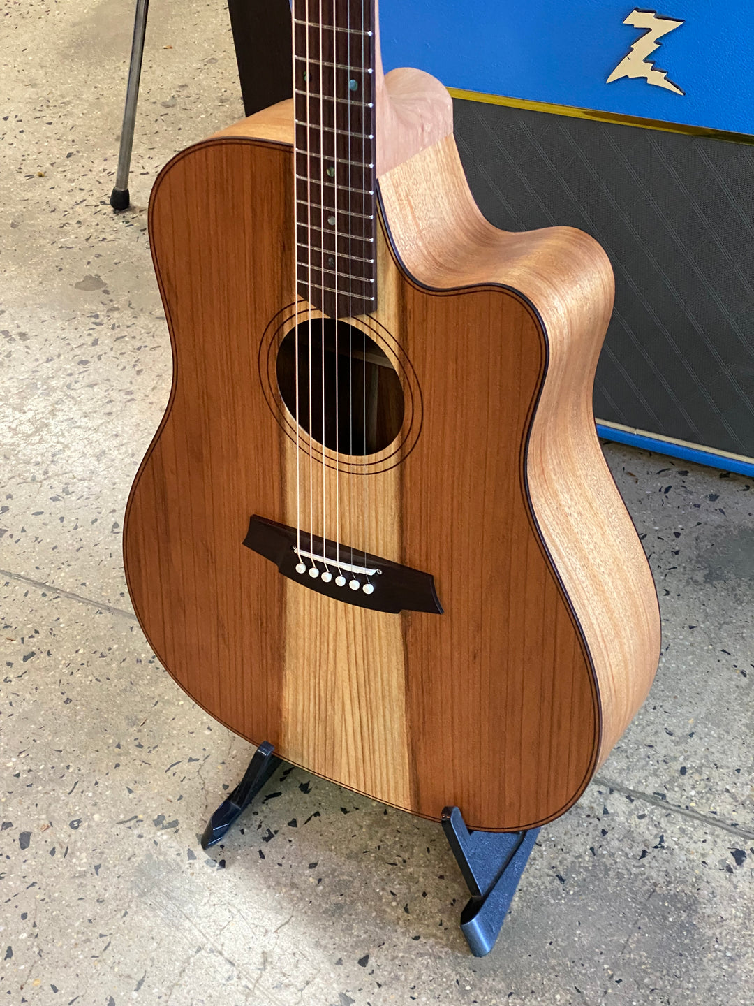 Cole Clark CCFL2EC-RDBLR Rosewood Board Model w/case