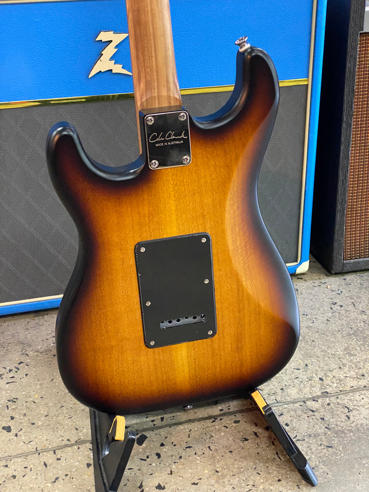 Cole Clark Hollow Baby SSS w/case | Sunburst