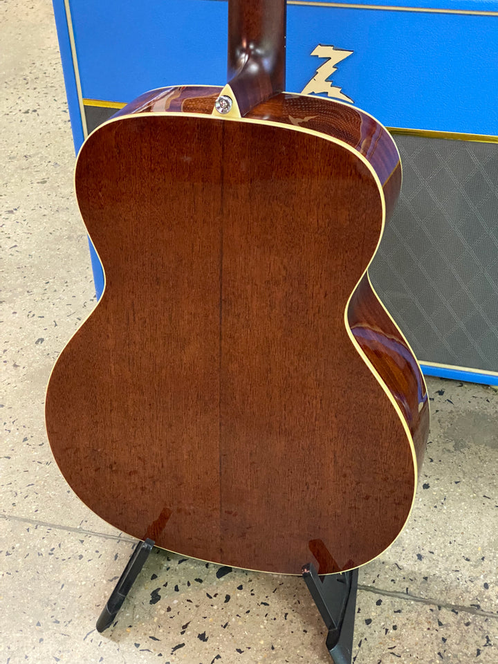 Alvarez Masterwork Folk MF60E Herringbone Acoustic w/pickup
