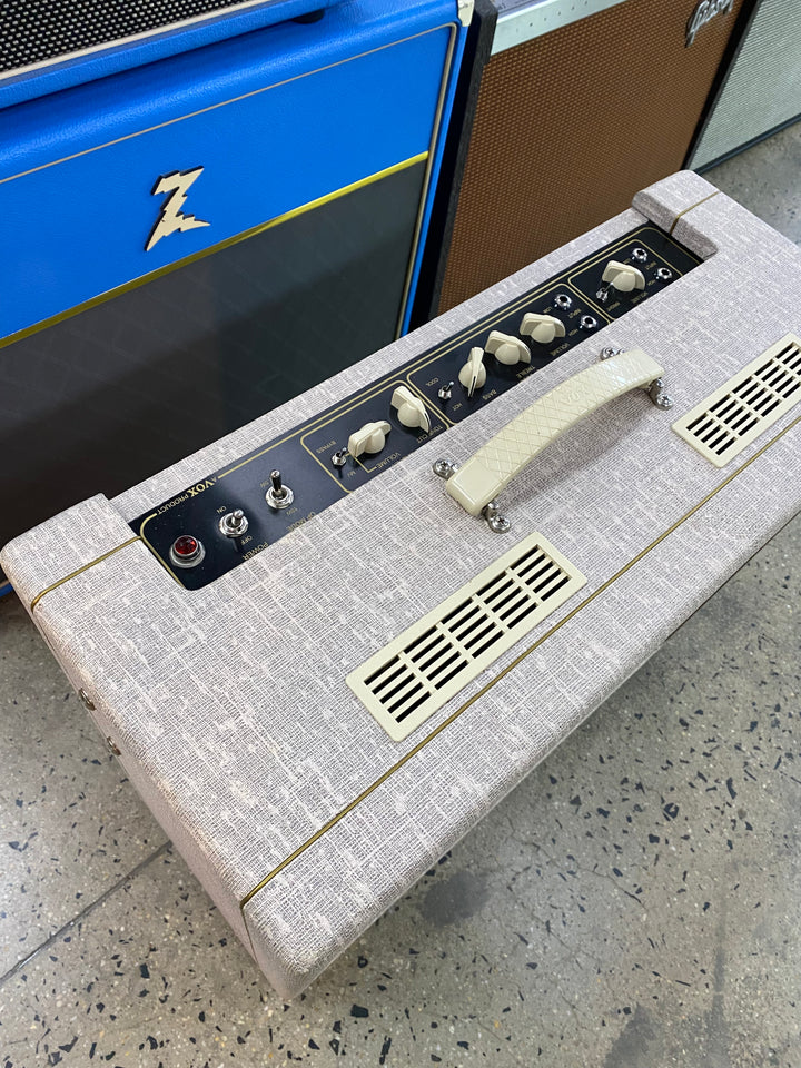 VOX AC15HW1X Hand Wired 1x12 Tube Combo ALNICO BLUE  ***Pre Loved***