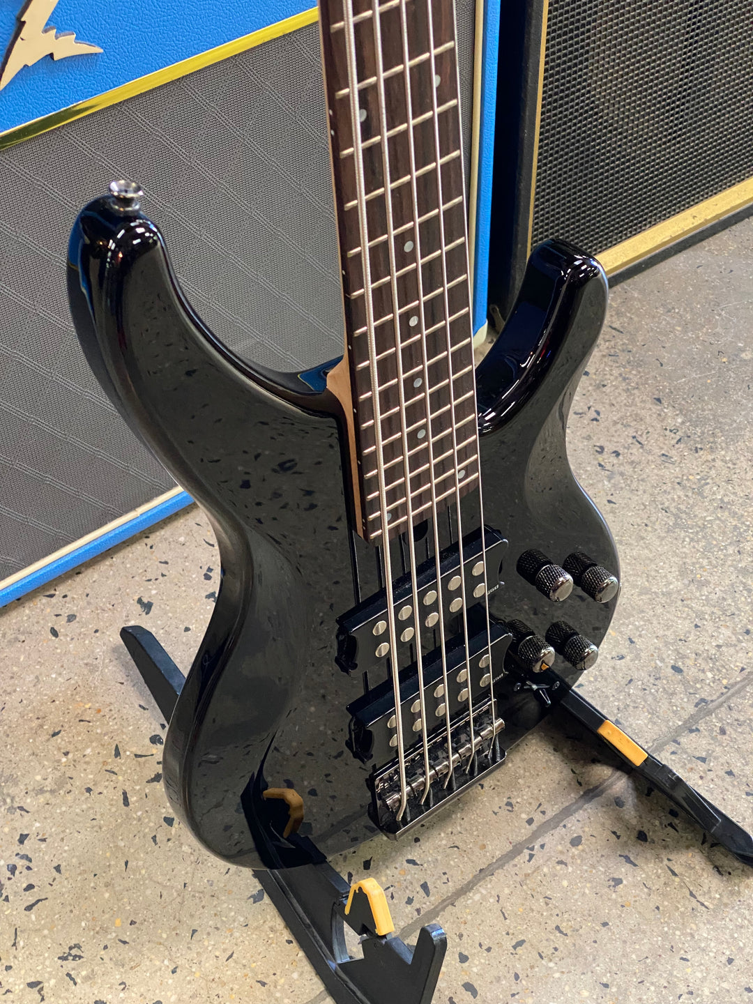 Yamaha TRBX305 5-String Bass Guitar Black ***Pre Loved***