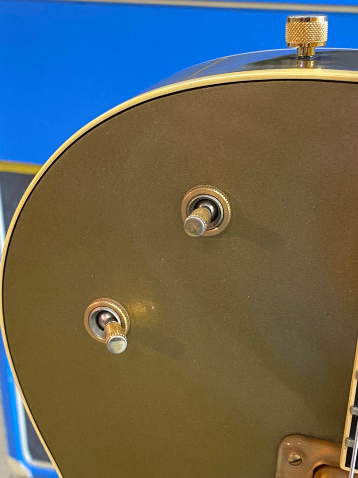 Gretsch 2004 Golden Anniversary G6120GA w/case ***pre loved***