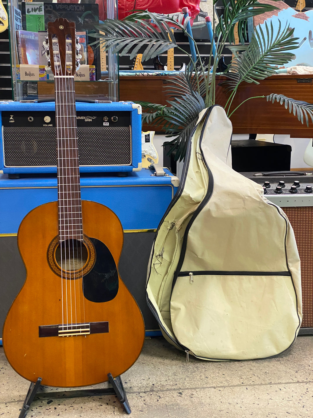 Yamaha G-225A Classical Guitar w/bag ***pre loved***