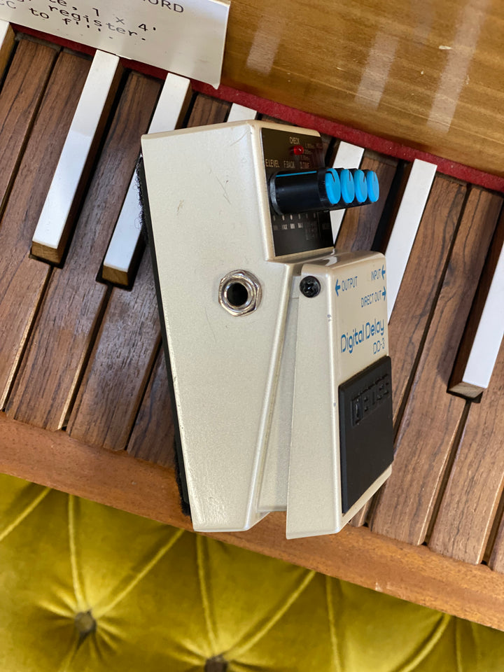 Boss DD-3 Digital Delay Pedal ***pre loved***