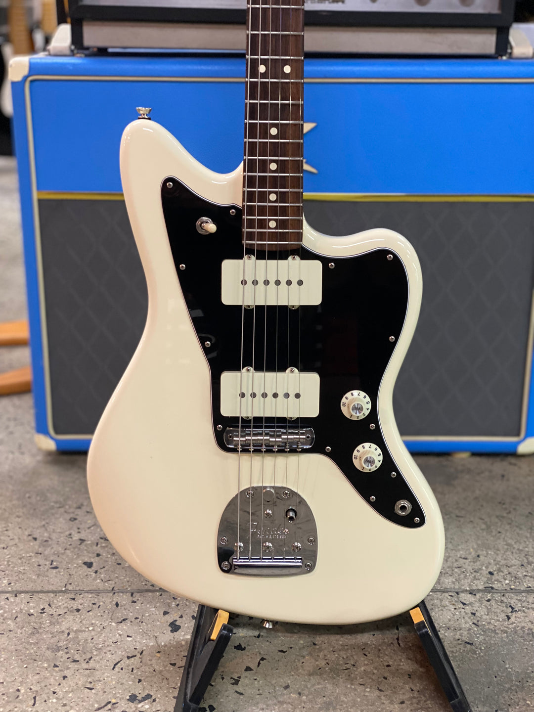 Fender 2017 American Pro Jazzmaster w/case | Olympic White ***Pre loved***