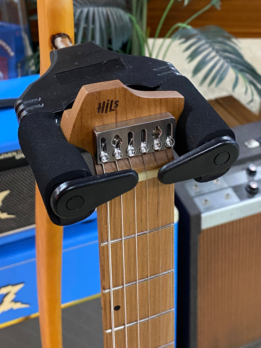 Hils HN4S-IV Headless Electric Guitar | Satin ivory