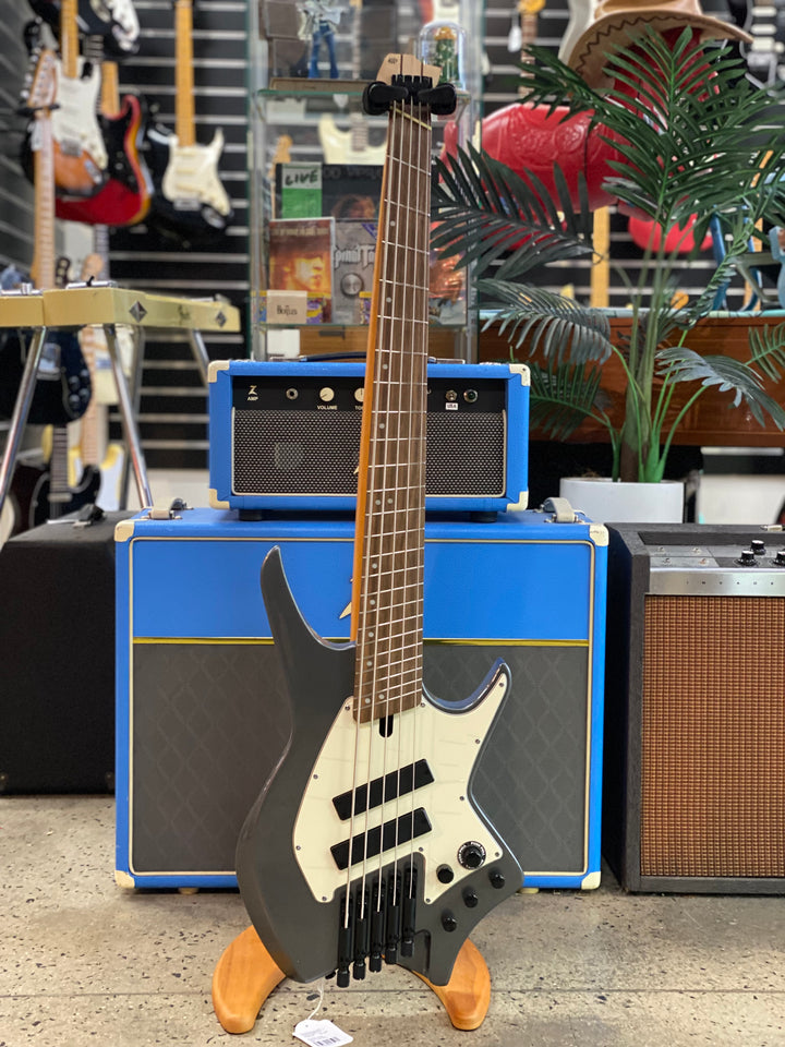 Hils HNB5 5 String Multiscale Headless Elkectric Bass | Gloss Gunmetal Gray