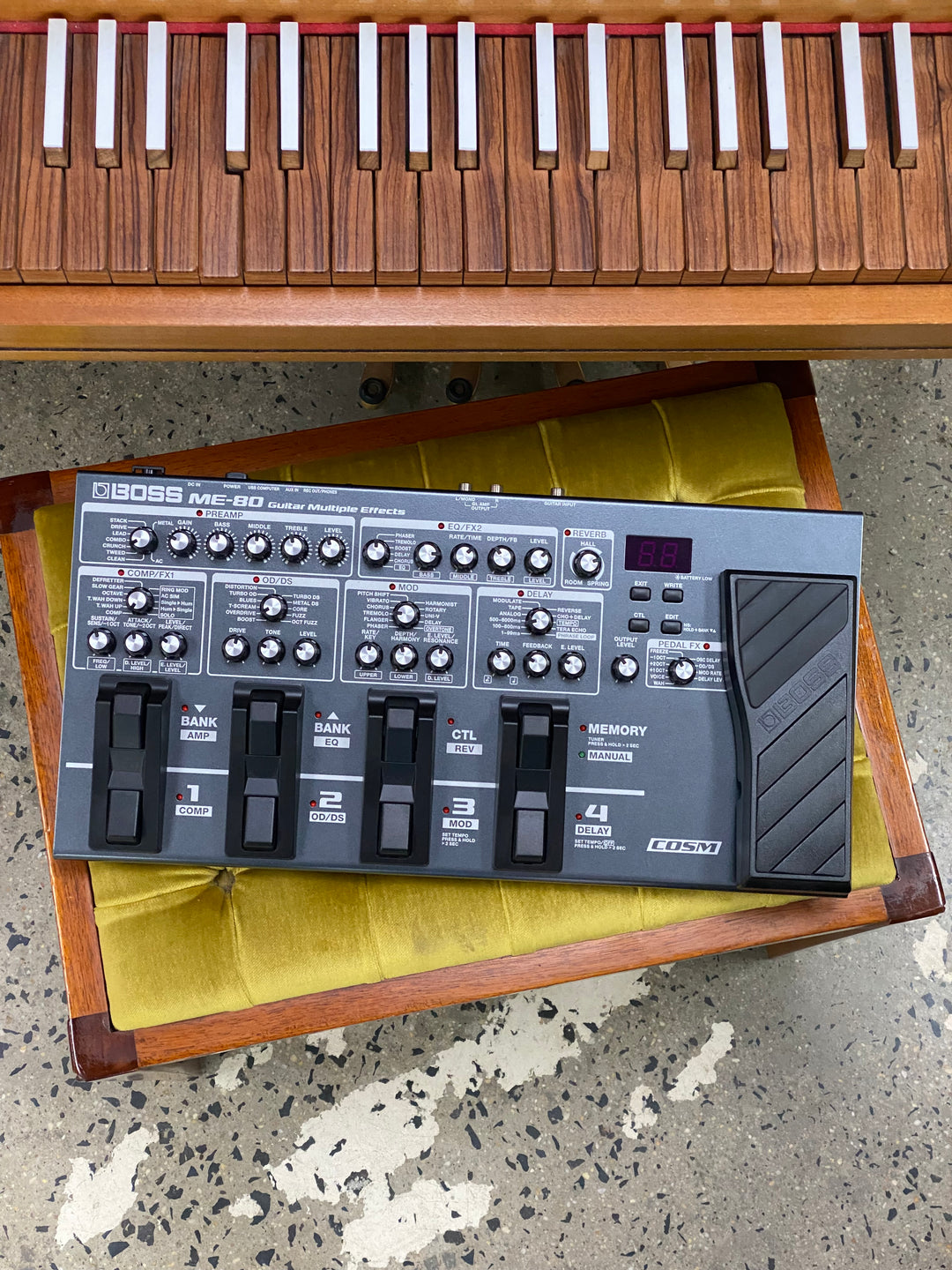 Boss ME-80 Multi-FX Pedal ***pre loved***