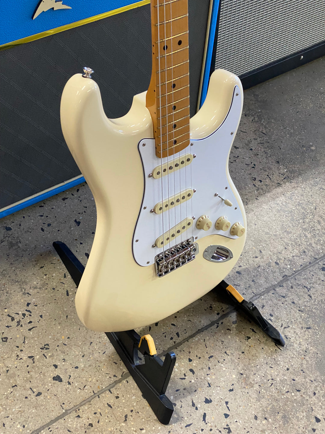 Jimi Hendrix Stratocaster Maple Fingerboard Olympic White