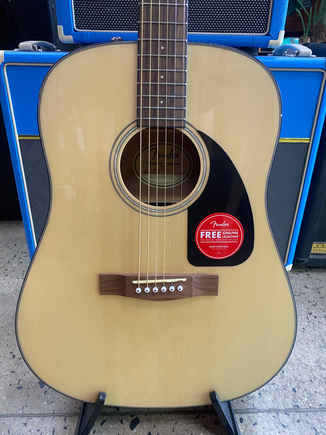 Fender CD-60 Dreadnought V3 w/Case Walnut Fingerboard | Natural