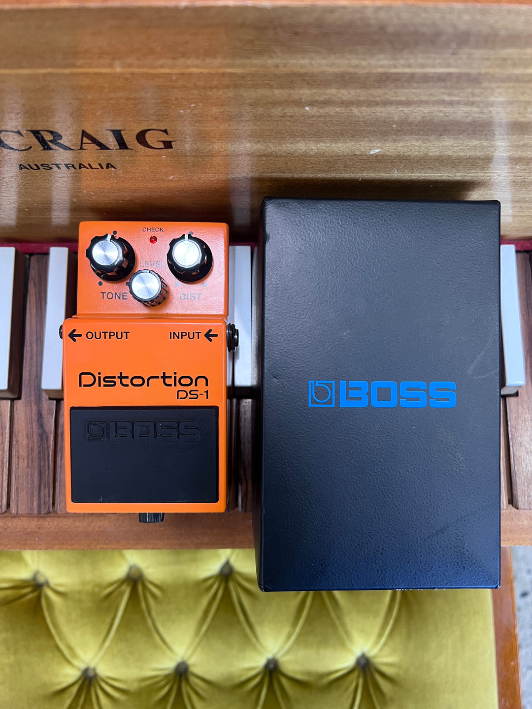 Boss DS-1 Distortion w/box ***pre loved***