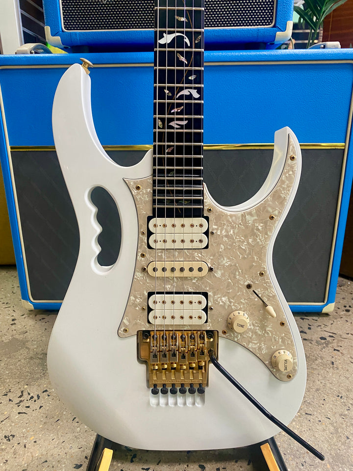 Ibanez 1998 JEM7V | White With Ebony Finger Board ***PRE LOVED***