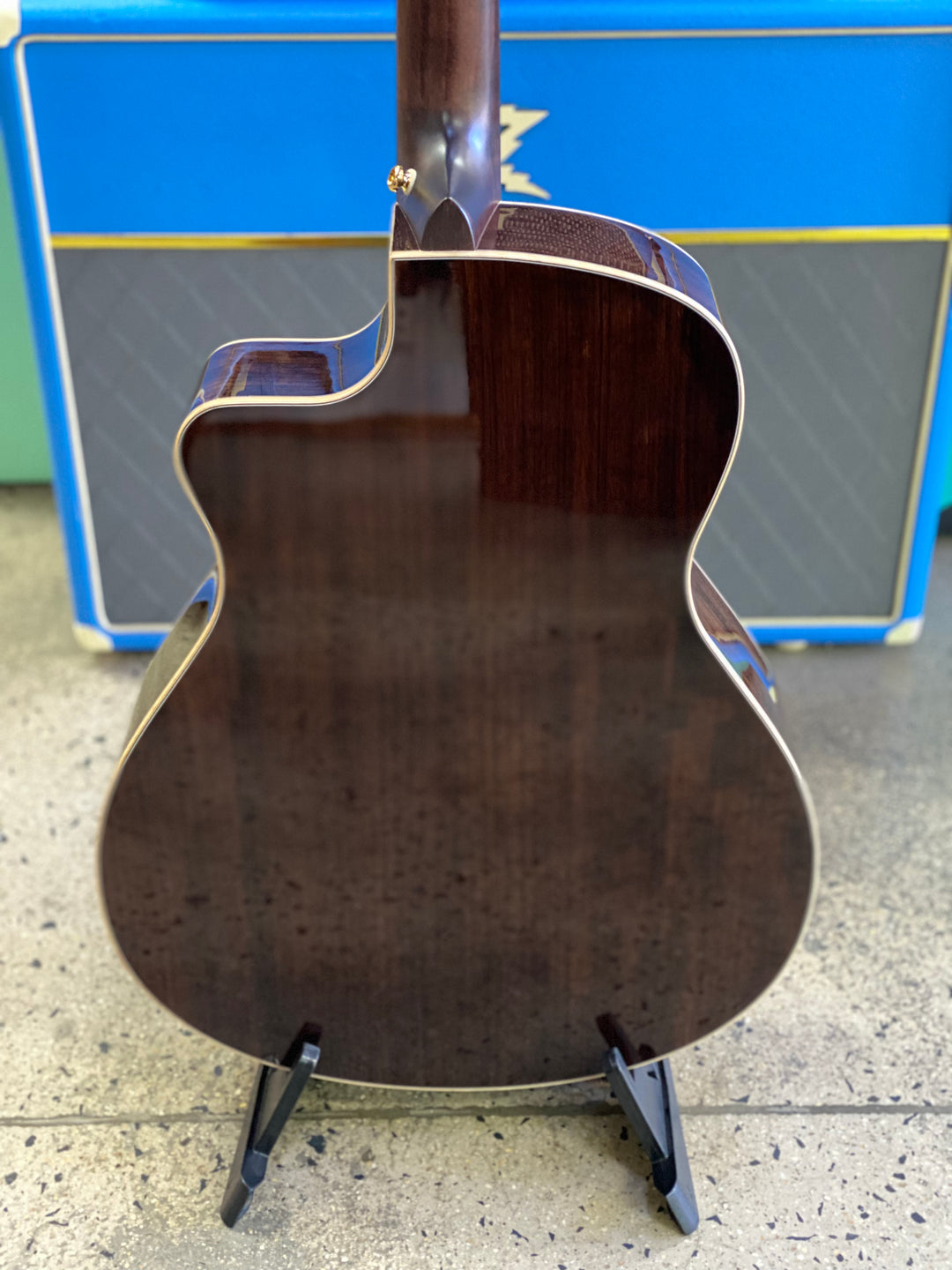 Walden G633RCE-G/W acoustic guitar Armrest Gloss U/V