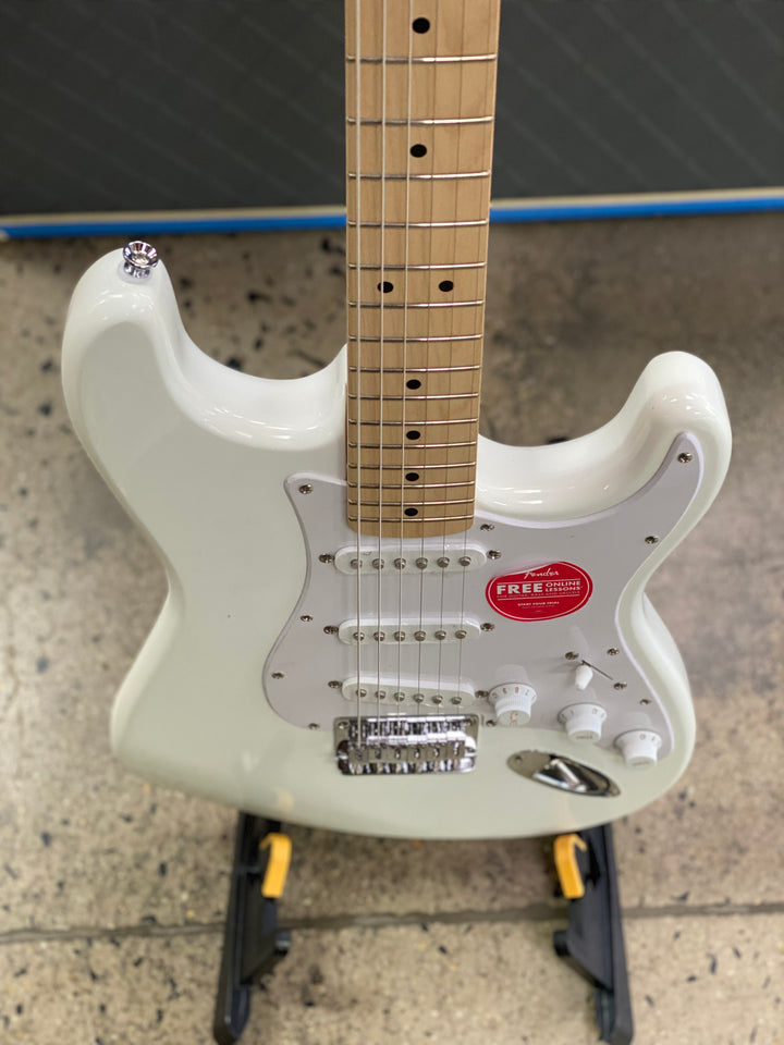 Squier Sonic Stratocaster HT | Arctic White