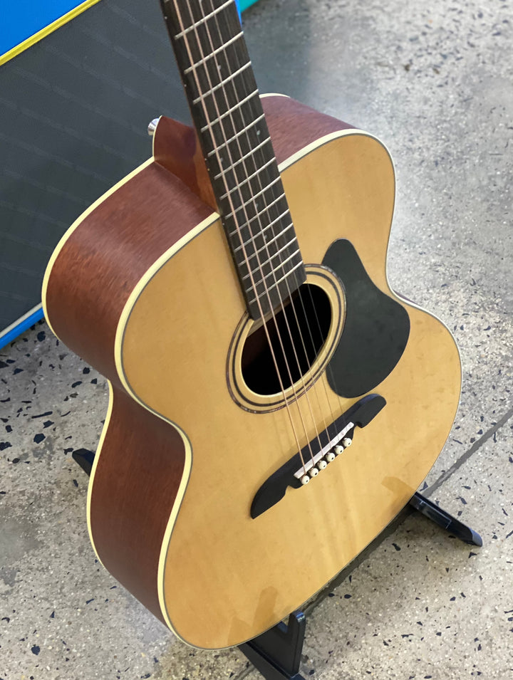 Alvarez RF26 Folk Acoustic Guitar