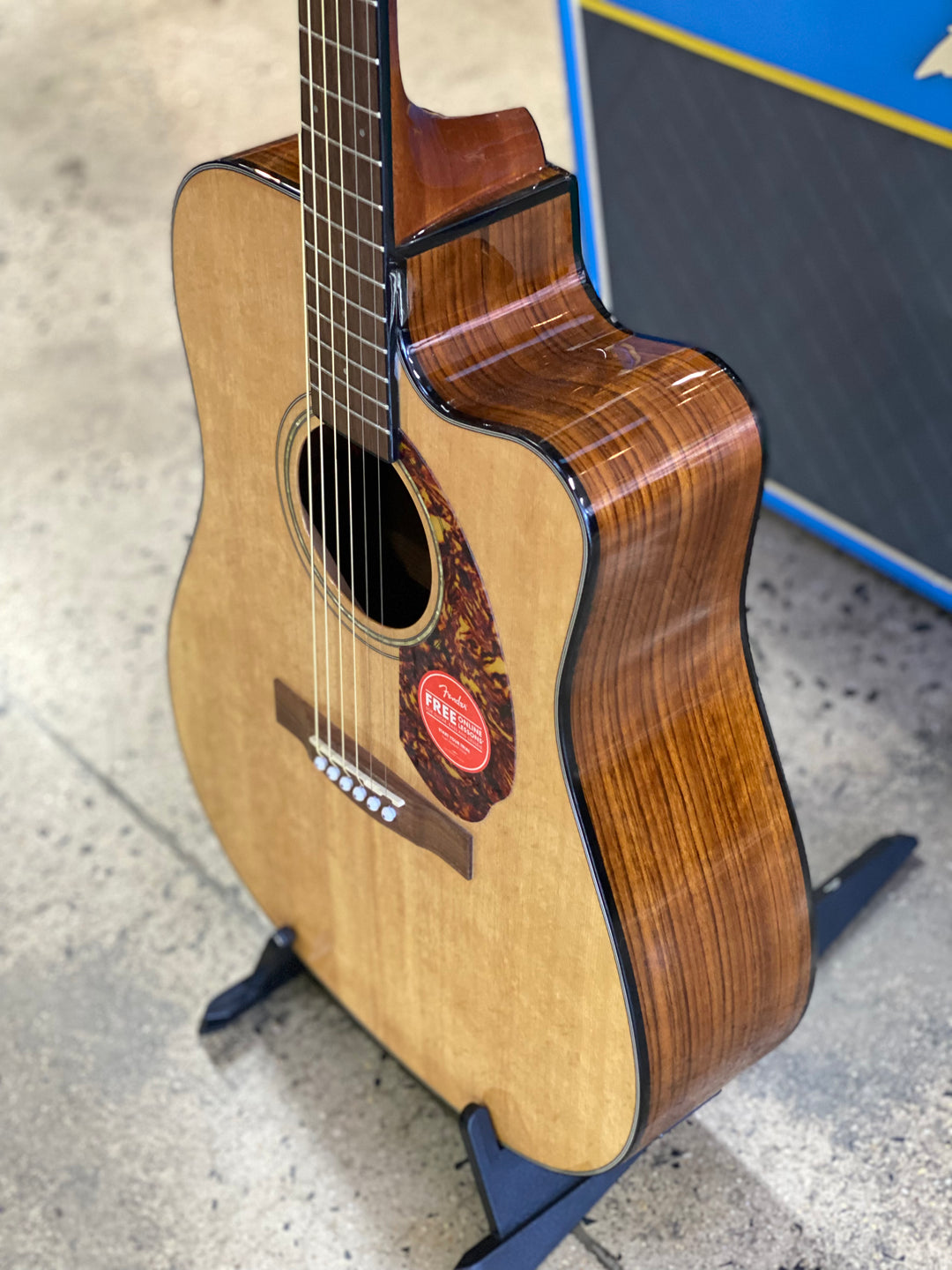 Fender CD-140SCE Dreadnought Acoustic Electric Guitar w/ Hardcase