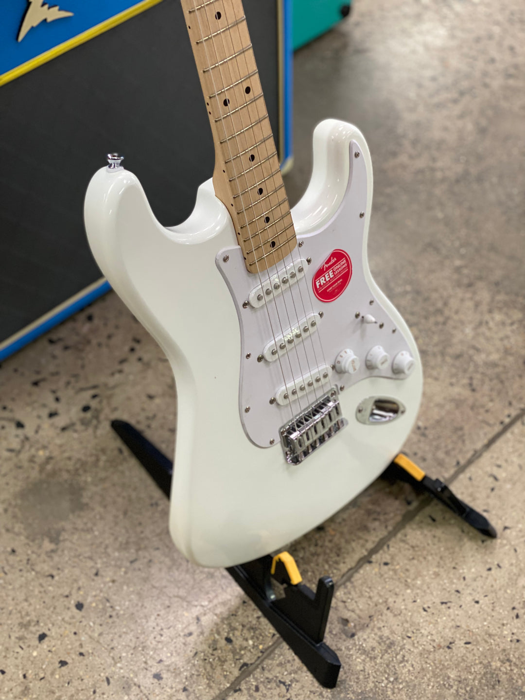 Squier Sonic Stratocaster HT | Arctic White